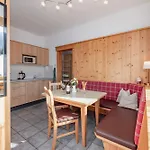 Haus Scheiblauer Nyaraló *