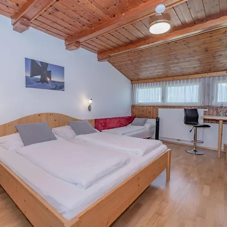 Holiday home Haus Scheiblauer