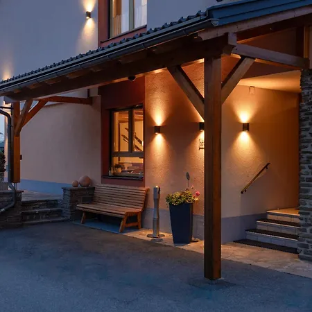 Haus Scheiblauer * Tropolach