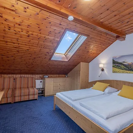 Holiday home Haus Scheiblauer *